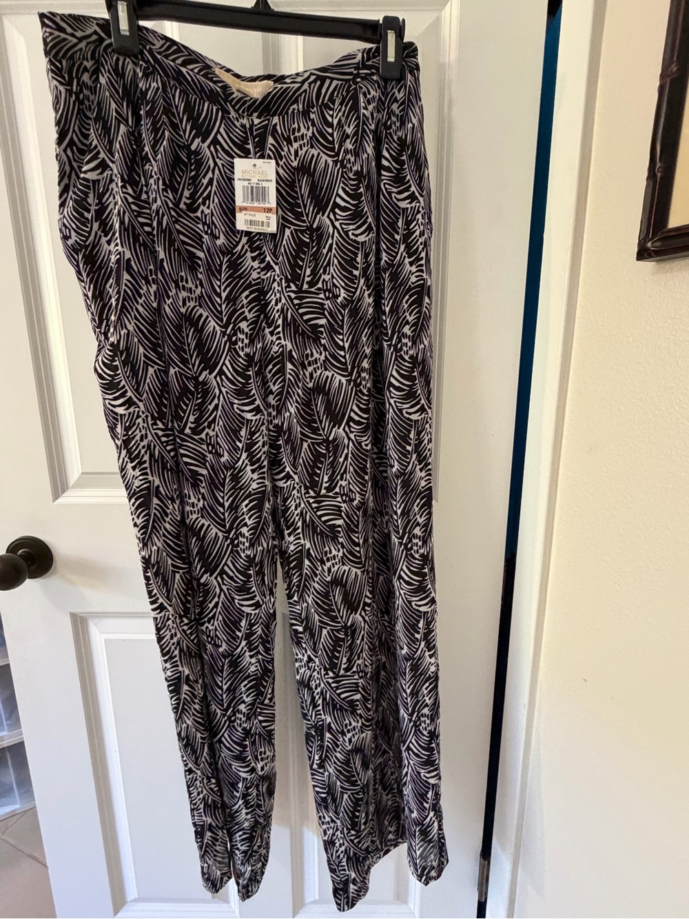 MICHAEL Michael Kors Black and White Leaf-Print Wide-Leg Trousers